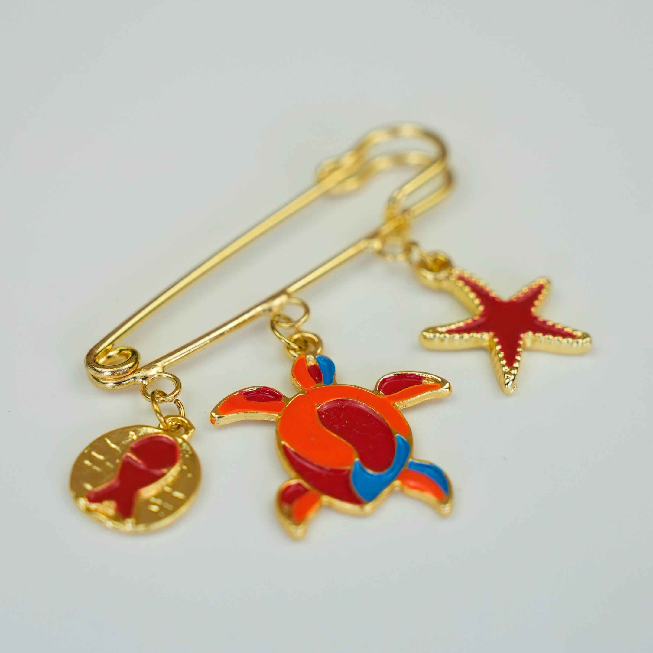 Turtle Tale Çengelli İğneli Giyim & Çanta Süsü – PinCharm (Bag Charm) | Happyangels