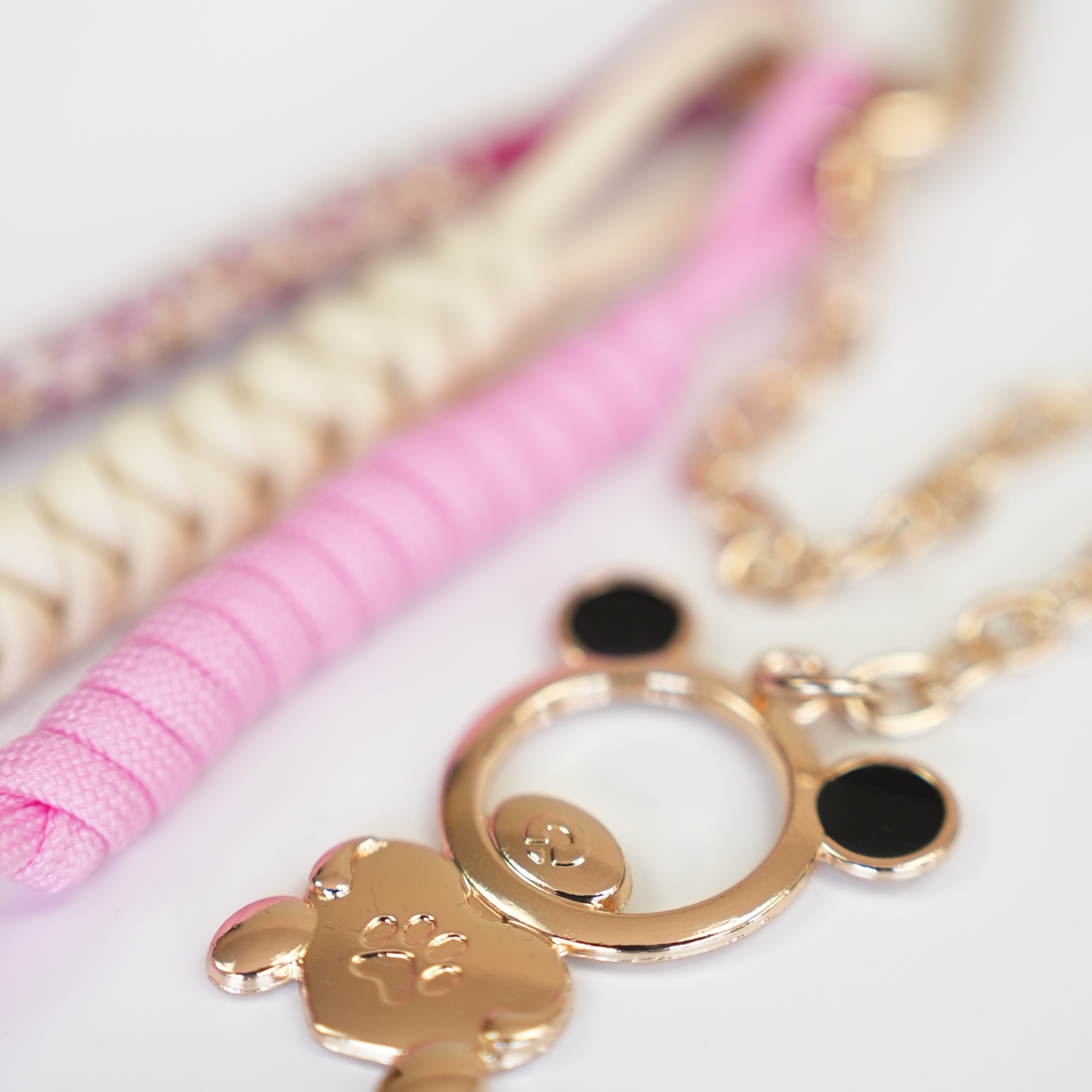 Berry Paw El Yapımı Örgü Dokulu Çanta Süsü – RopeCharm (Bag Charm) | Happyangels