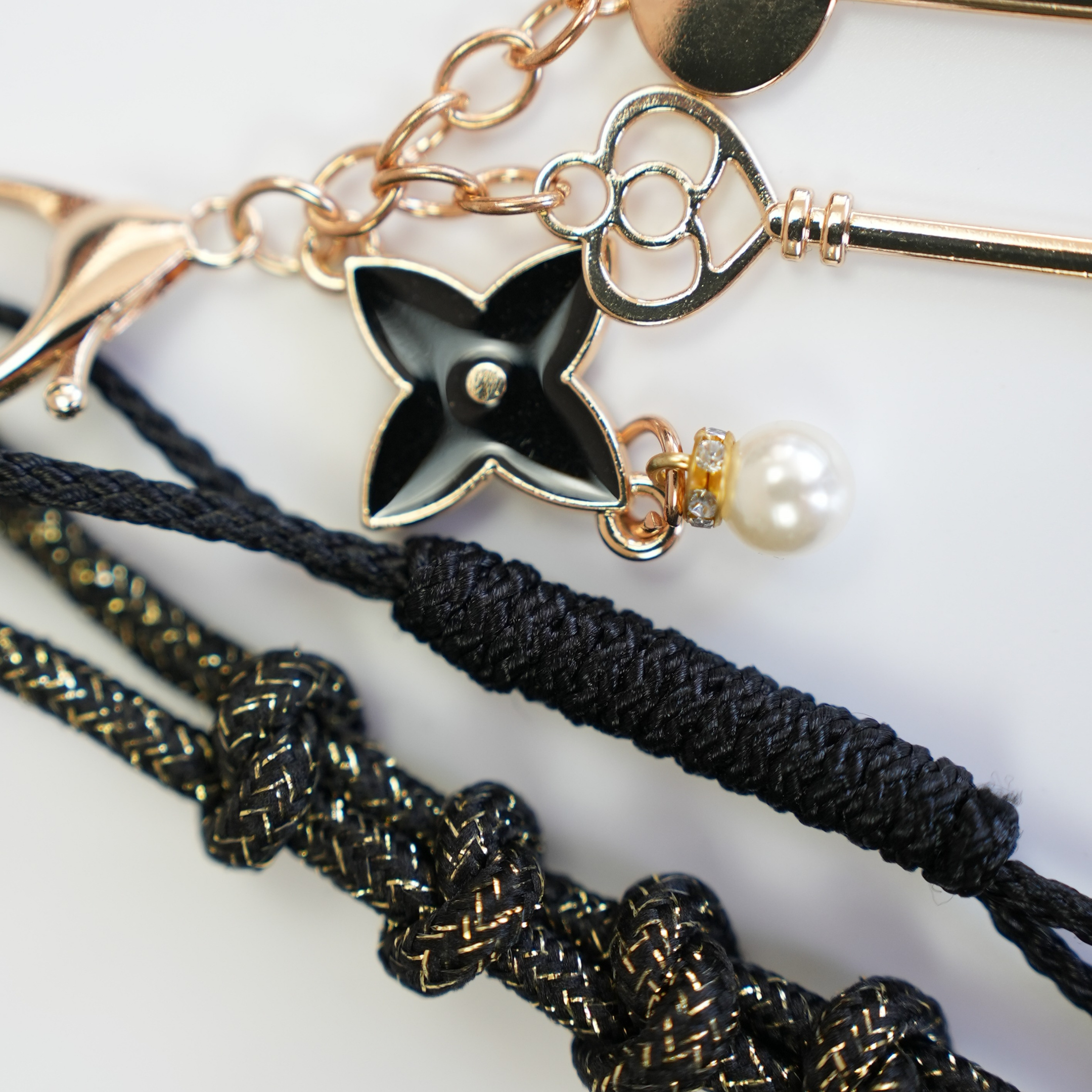 Silent Vault El Yapımı Örgü Dokulu Çanta Süsü – RopeCharm (Bag Charm) | Happyangels