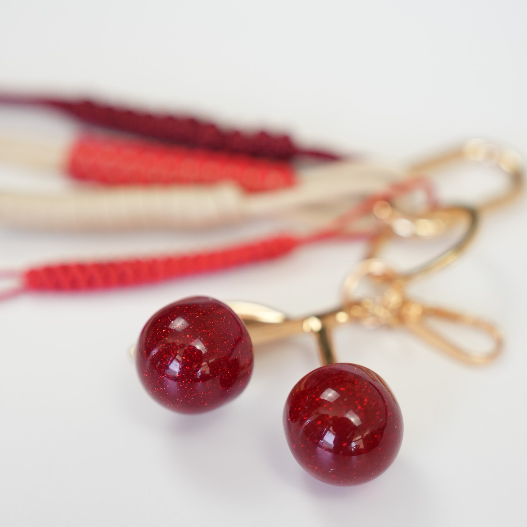 Crimson Loop El Yapımı Örgü Dokulu Çanta Süsü – RopeCharm (Bag Charm) | Happyangels